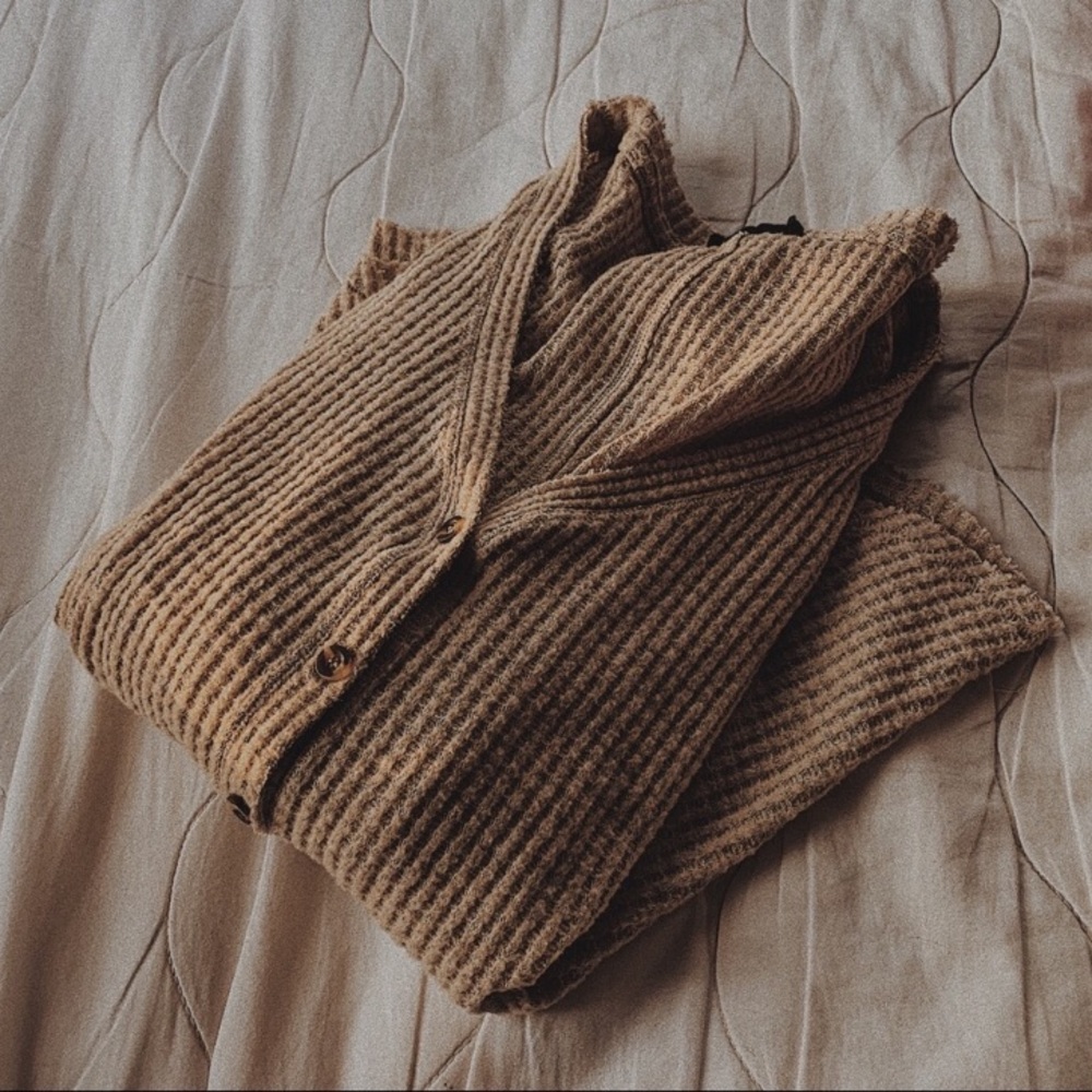 Out from under JoJo thermal Henley